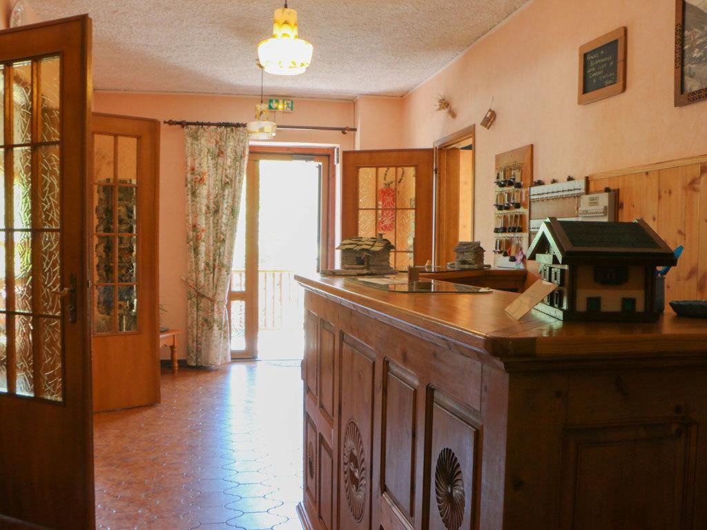 Le Guilazur Ξενοδοχείο Château-Ville-Vieille Εξωτερικό φωτογραφία